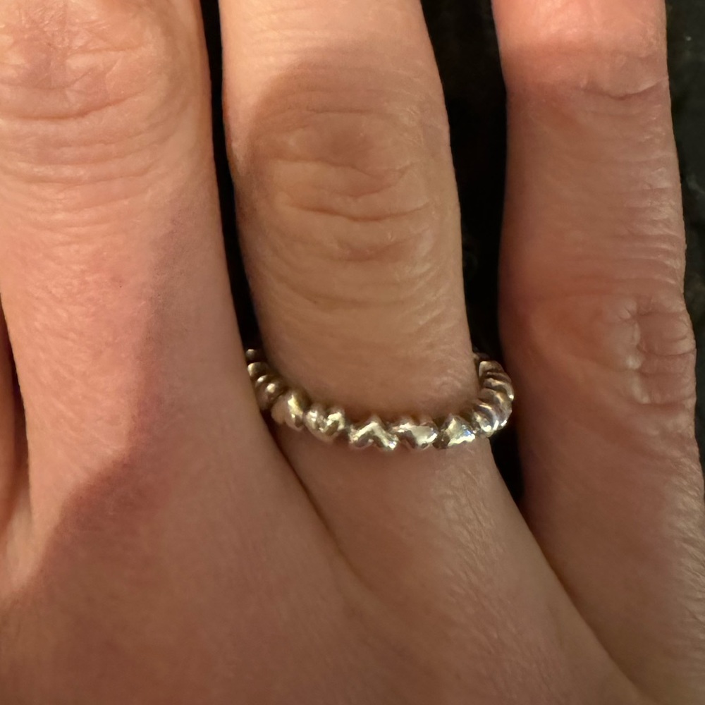 Size 6 heart band pandora ring in sterling silver, stack it or wear it alone